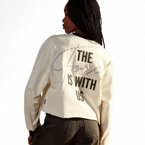 Star Wars Women of the Galaxy Spirit Jersey Disney Parks The Force Is With Us L - Picture 2 of 4